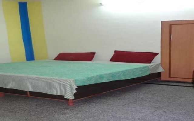 Room Maangta 281 Ashok Vihar