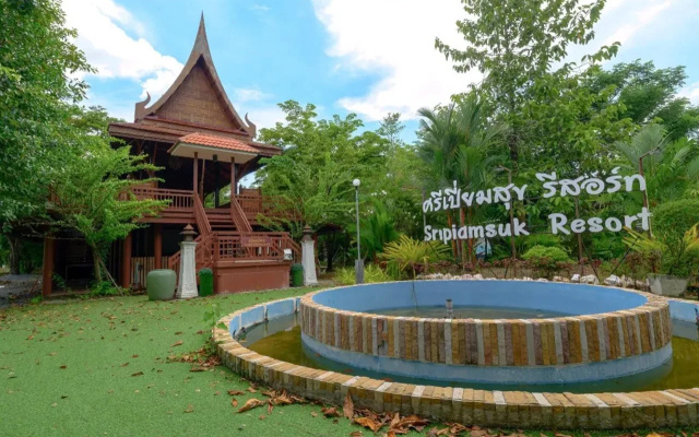 RedDoorz Sripiamsuk Resort Bangkok