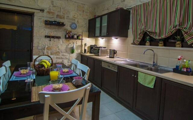 Adamas Luxury Stone Villas