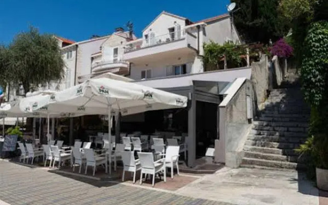Villa Ruza