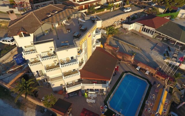 Senar Naz Otel