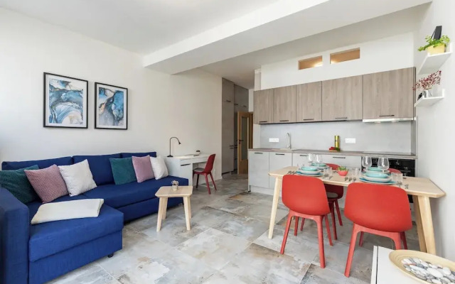 Fully equipped apartments with Terraces, Free garage parking, Netflix & AC - by Apartmány Šlapanice cz