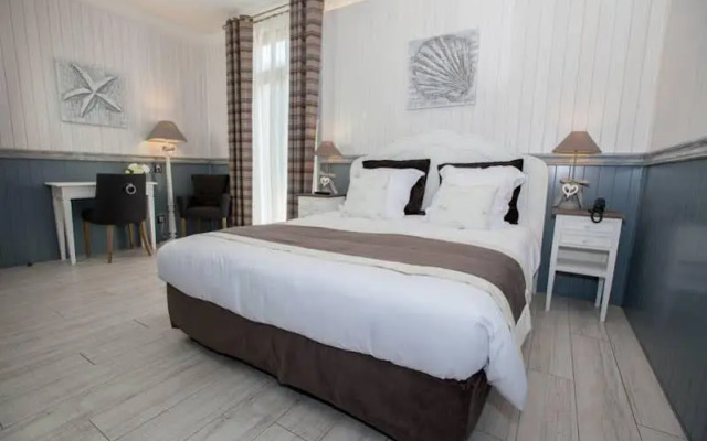 Host & Vinum - Le Clos des Pins