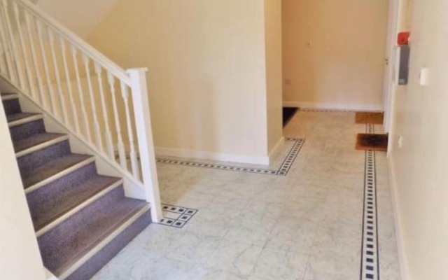 Cardiff Central Apartment