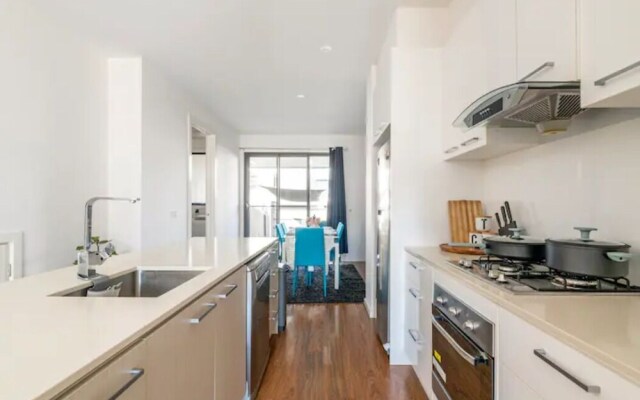 La Trobe Uni  3B townhouse  Bundoora