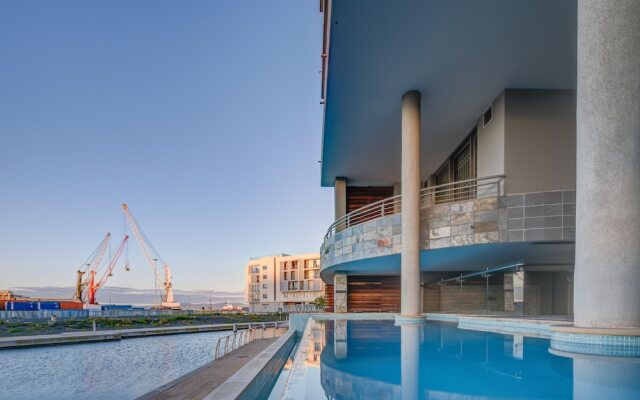 Canal Quays Luxury Apartments