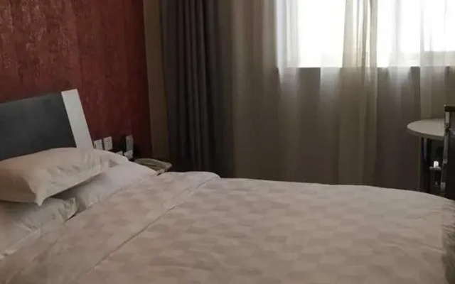 Fairyland Hotel Kunming Tuodong Branch