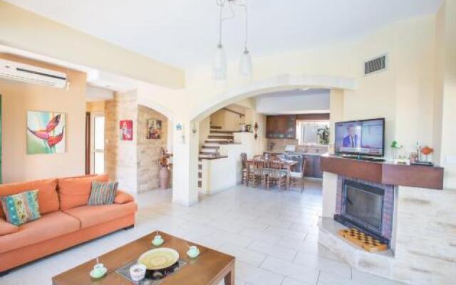 Villa Joy