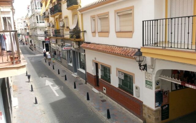 Apartment With 2 Bedrooms in Fuengirola, With Wonderful City View, Poo