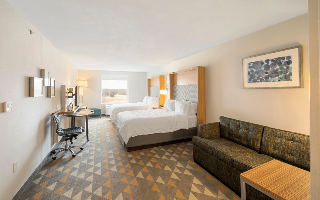 Holiday Inn & Suites Decatur-Forsyth by IHG