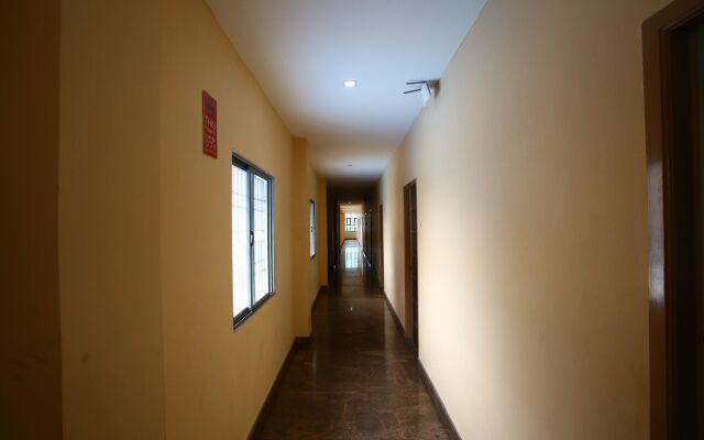 OYO Flagship 1246 Raaj Residency