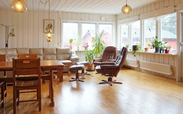 6 Person Holiday Home in Bålstad