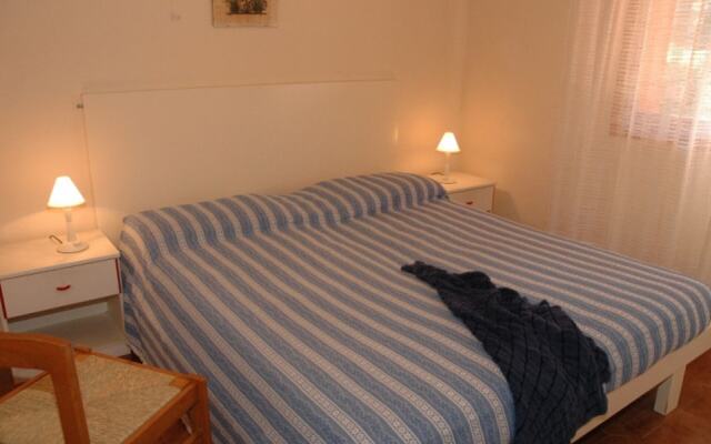 Well Located Apartment With Swimming Pool in Lignano