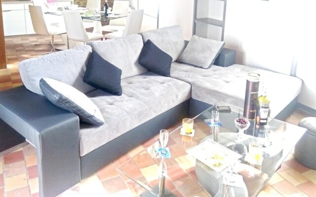 House With one Bedroom in Saint-gilles-croix-de-vie, With Furnished Te