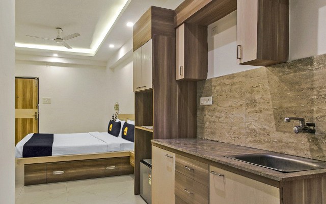Super OYO Townhouse OAK The Platinum Studio 50
