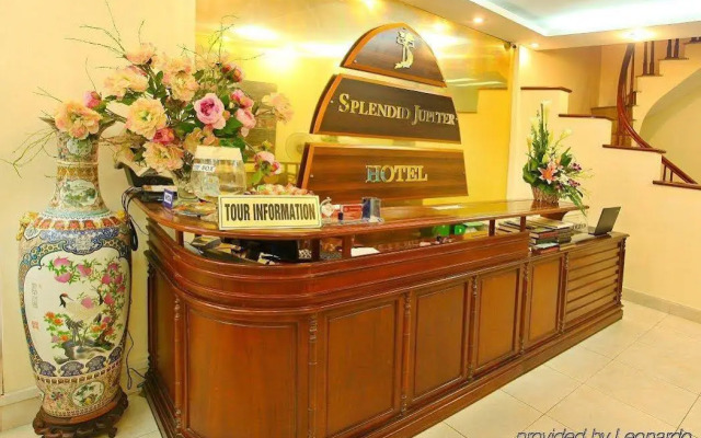 Splendid Holiday Hotel
