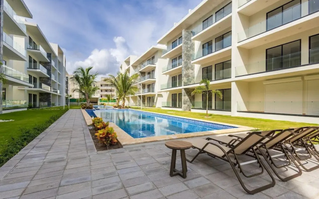 2BR Oasis in Eden Tropical - BBQ Pool Near Beach