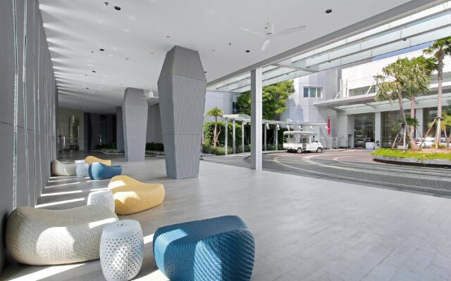 White Sand Beach Residences Pattaya