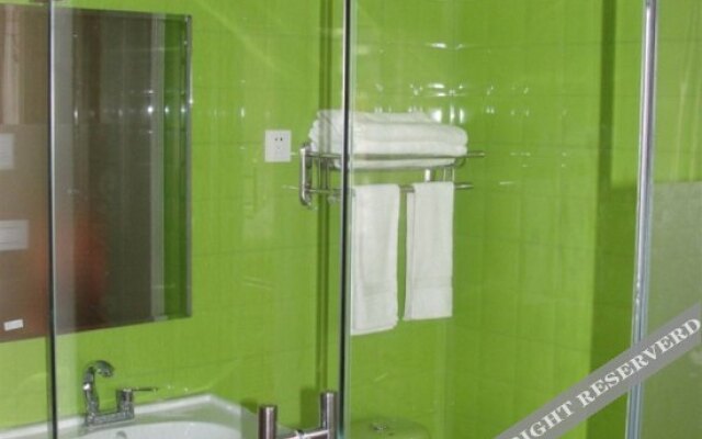 Jinhuwan Business Hotel
