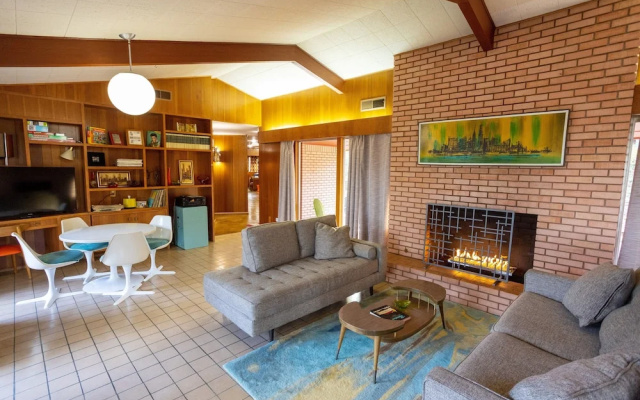 Stardust Retreat