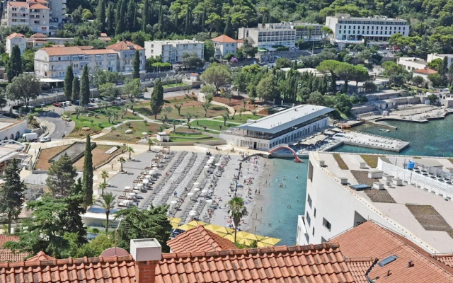 Green Hills Apartment