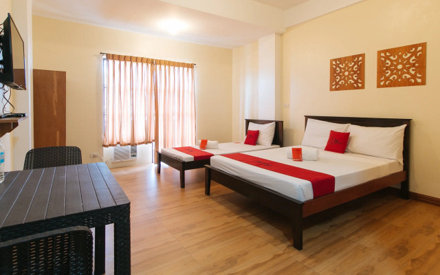RedDoorz Plus near Johnson and Johnson Paranaque