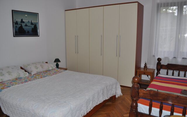 Dolac Guesthouse