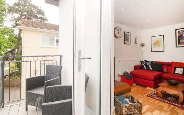 Apartment 4 10 Somers Court