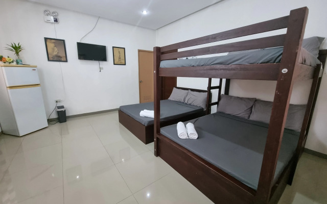 Libertyland Waterpark Resort