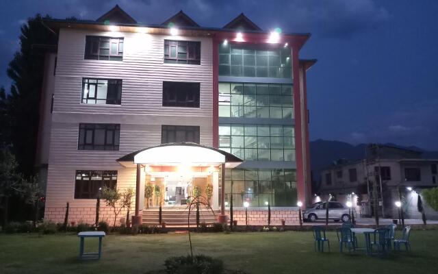 Triden Kashmir Resort