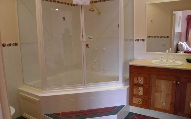 Robyns Nest Boutique Resort