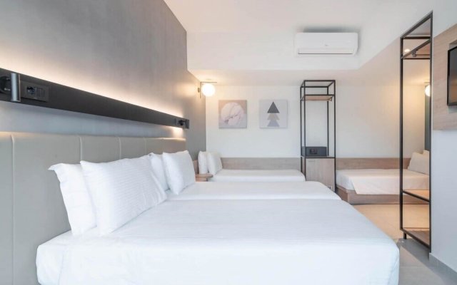 Hotel Avra by Smile hotels