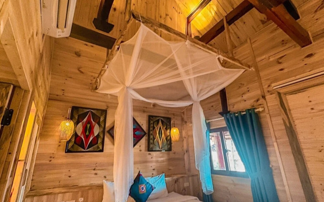 Phoenix Moc Chau Hotel