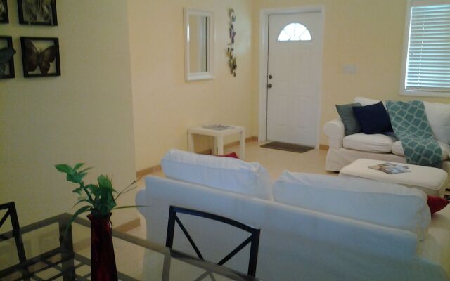 Sir Charles Guest House
