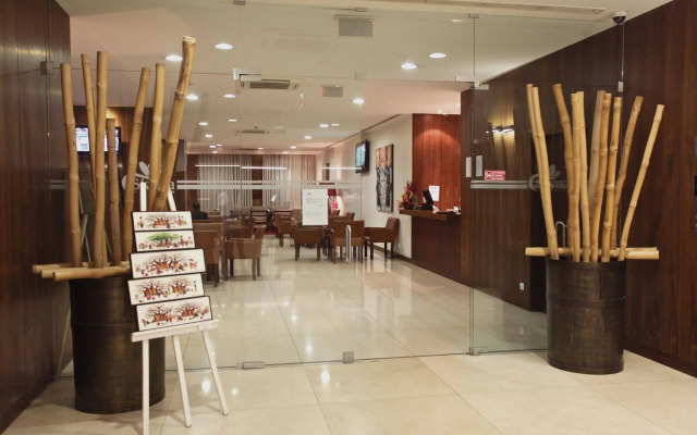 Skyna Hotel Luanda