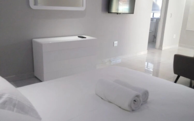 Louisville Guest Lodge