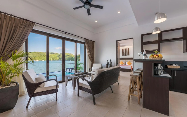 Busuanga Bay Lodge