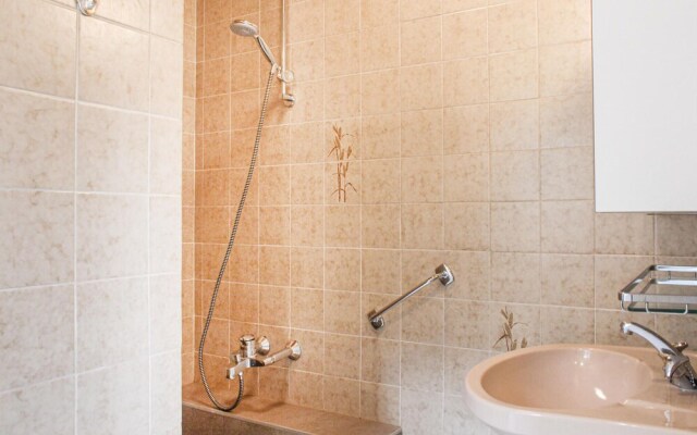 Amazing Home in Damme With 2 Bedrooms and Wifi