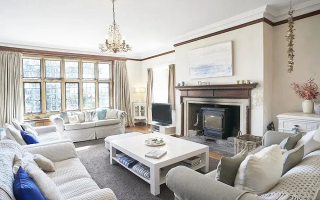 Pickwell Manor