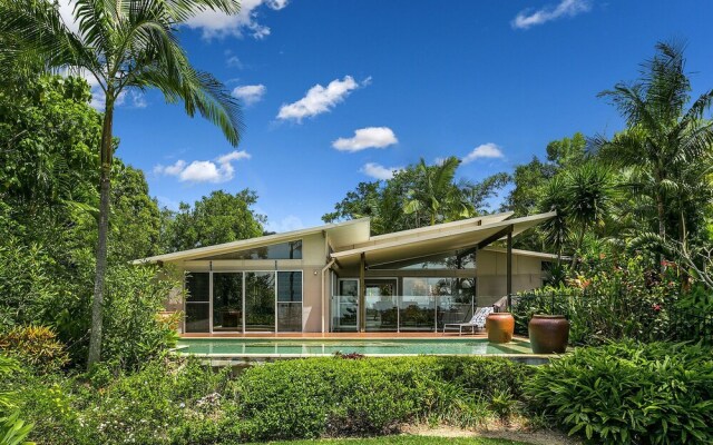 Rosewood House - sweeping ocean views