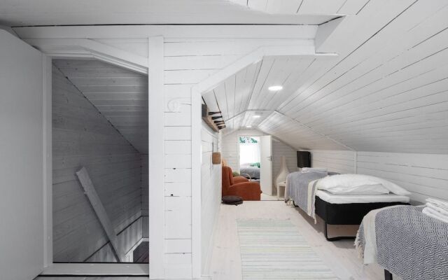 Pikisaari Guesthouse