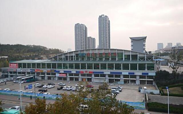 Jun Hotel Shandong Qingdao Huangdao District Shiyou University