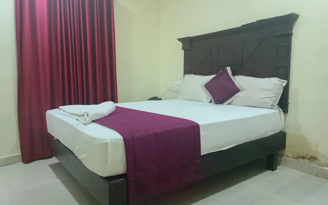 Malabar Plaza Lodge