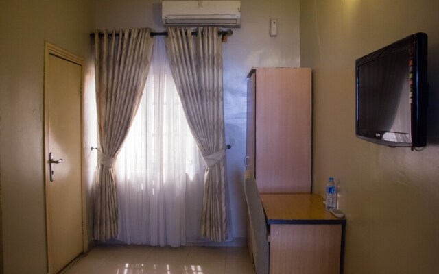 Dv8 Hotels