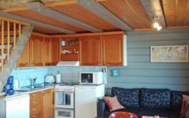 Holiday Home Mustalampi 5 satakieli