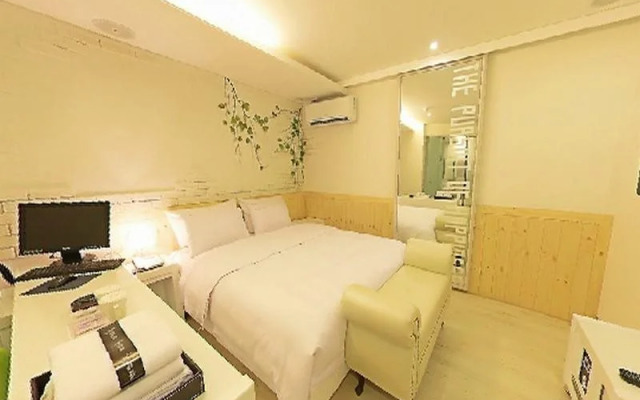 Sol Hotel
