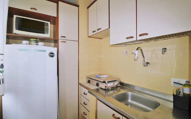 Studio Completo em Ipanema C063