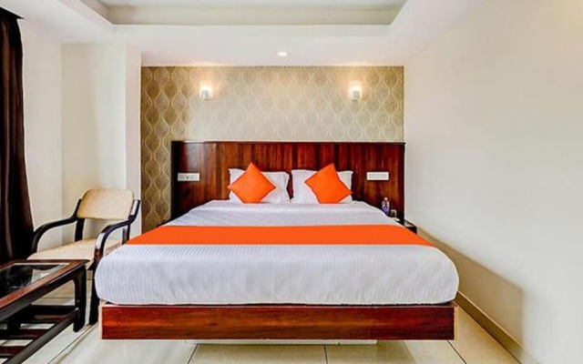 Fabhotel Tej
