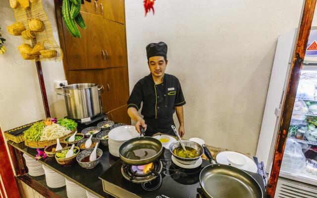Viet Lotus Saigon Hotel