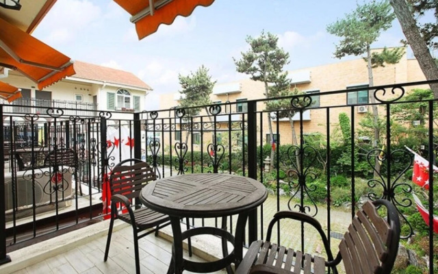 Boryeong Swiss Chalet Pension